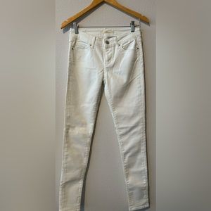 LEVI’S 711 SKINNY Jeans - W16 L39 - White - NEW Condition- Women’s Size 25